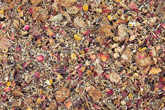 Small Pet Select - Belinda's Blend, a Natural Herbal Treat for Rabbits and Guinea Pigs, 2.5oz